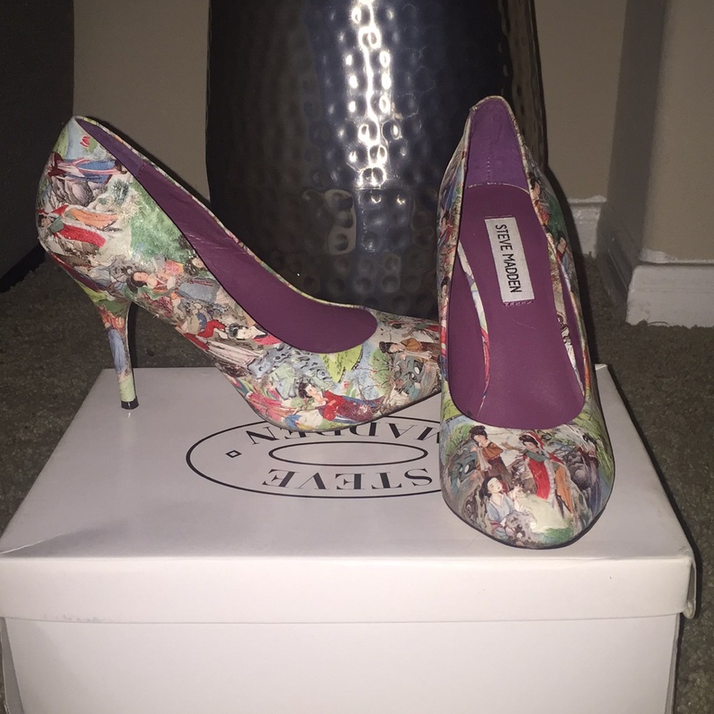 Steve Madden Heels/ gently worn